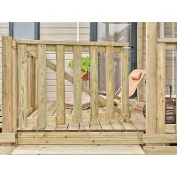 Portillon en bois sur roulette pour terrasse de mobil-home